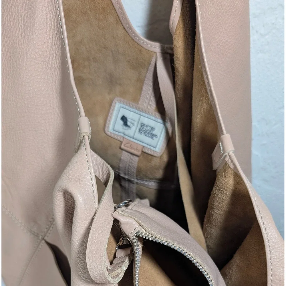 Clarks Pink Pebbled Leather Hobo Bag Slouchy Tote with Removable Pouch 26134275